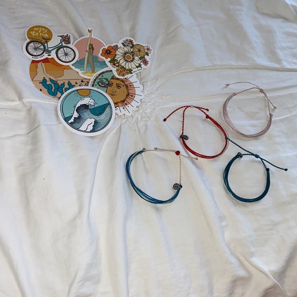 Pura vida bracelets